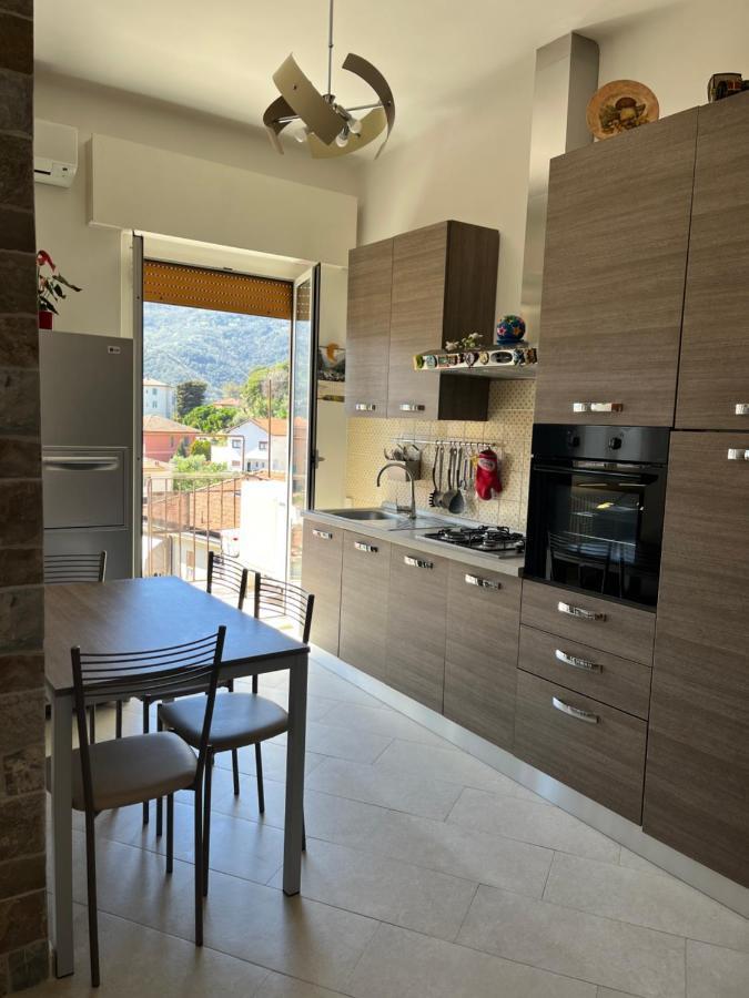 Casa Vacanza Le Mura ลาสเปเซีย ภายนอก รูปภาพ