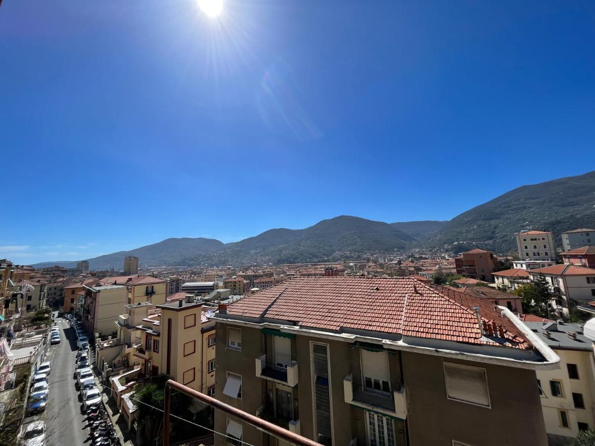 Casa Vacanza Le Mura ลาสเปเซีย ภายนอก รูปภาพ